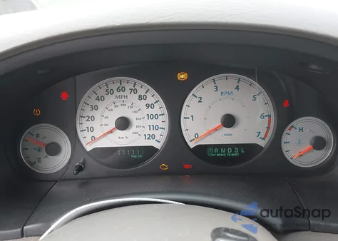 2007 Chrysler Town & Country Touring from USA, damaged, VIN 2A8GP54L67R360801